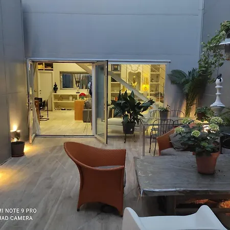 Y Bano En Planta Independiente En Centro De * Seville